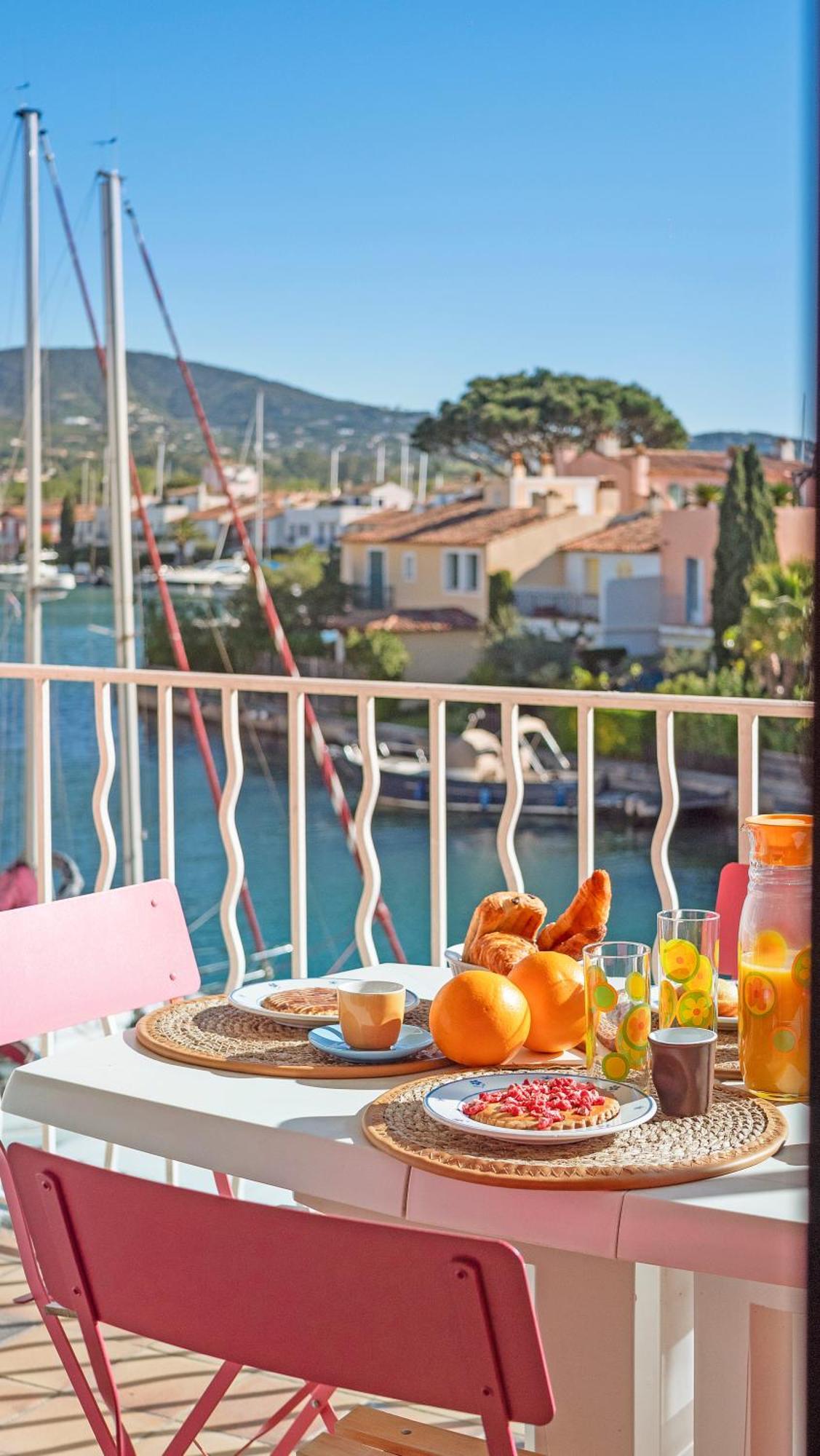 Casa Nostra, Port-Grimaud, Vue Sur Les Canaux Exteriör bild
